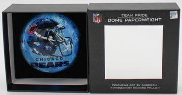 NFL CHICAGO BEARS GLASS DOME PAPERWEIGHT 4"